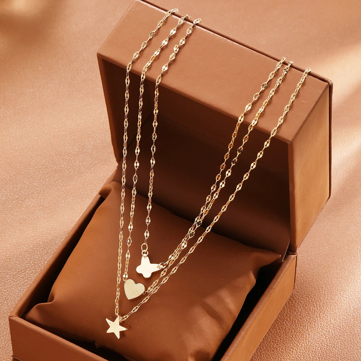 Set 3 Collares Multicapa Dorados Mujer - Choker Retro Elegante