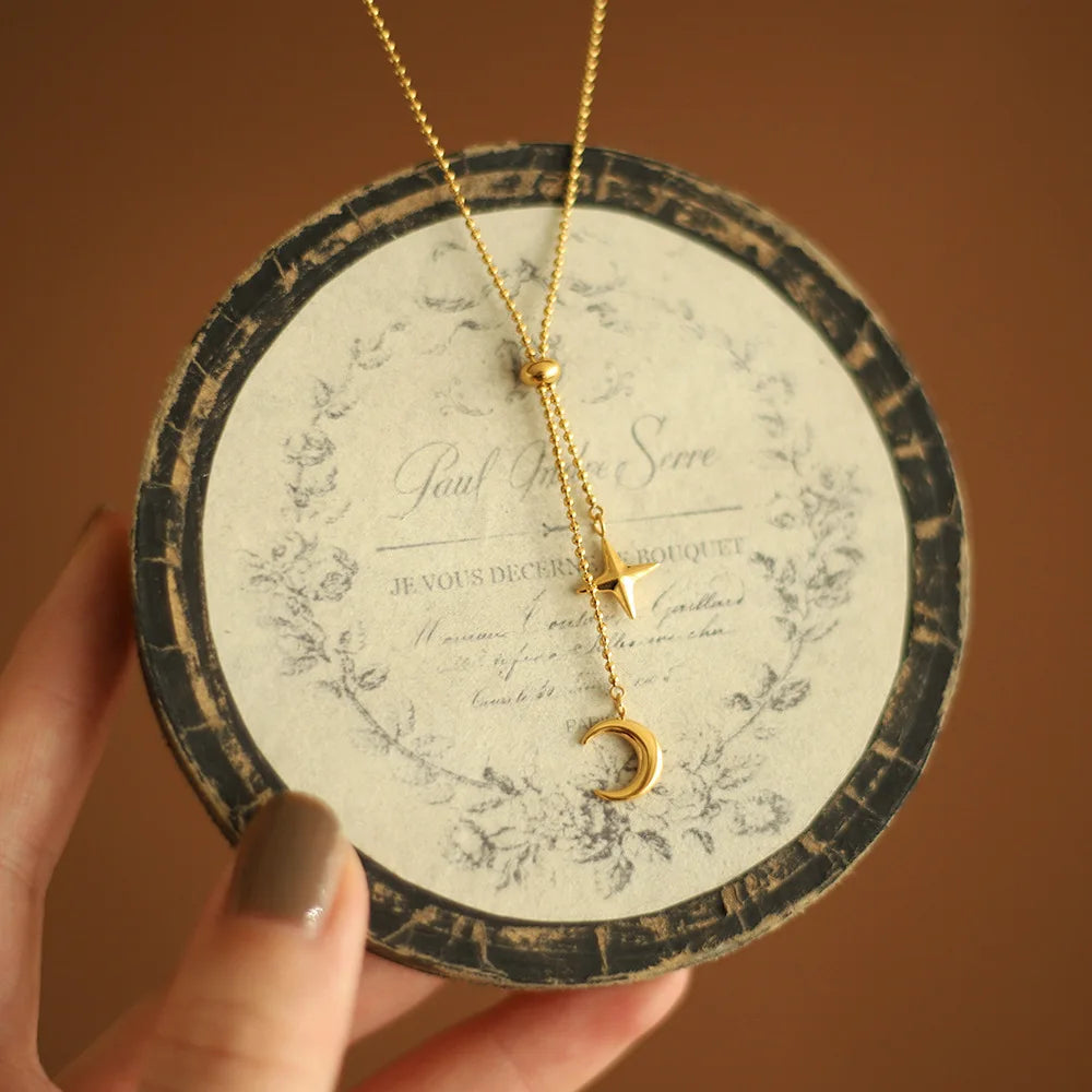 Collar Luna Estrellas Mujer - Acero Inoxidable Dorado Flecos Romántico