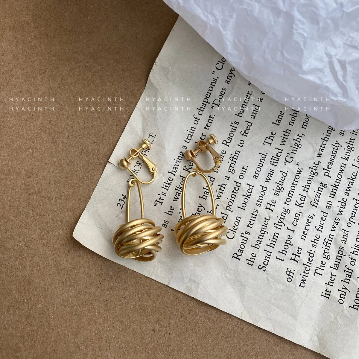 Pendientes Minimalistas Círculo Mate - Nudos Metálicos Colgantes Mujer