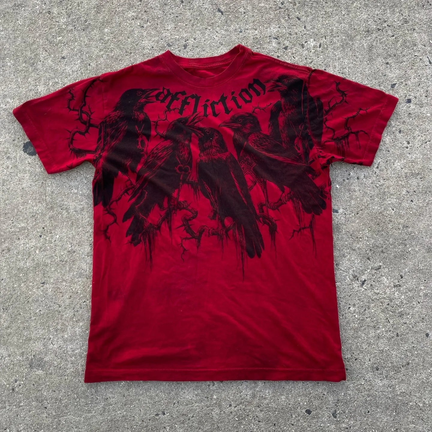 Camiseta Hombre Graffiti Gothic - Vintage Oversized Streetwear