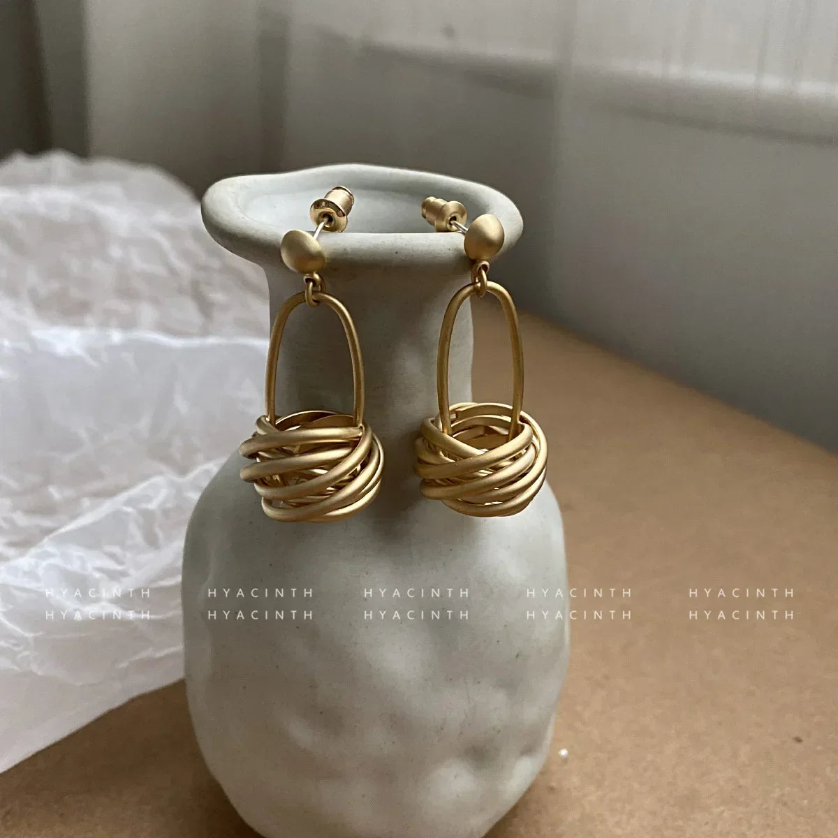 Pendientes Minimalistas Círculo Mate - Nudos Metálicos Colgantes Mujer