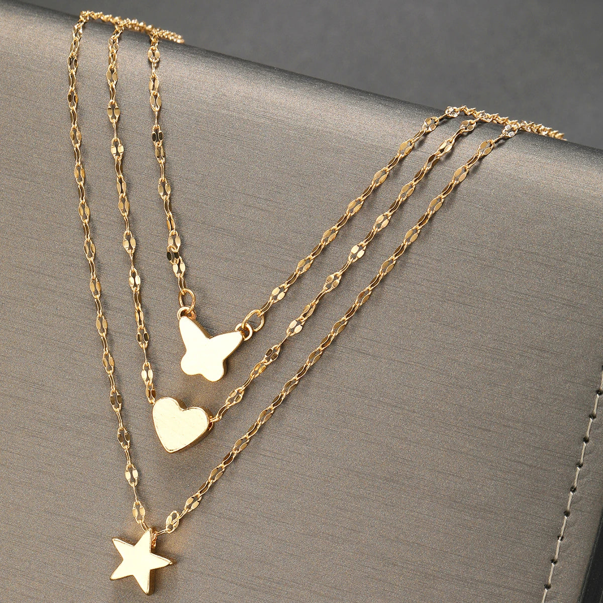 Set 3 Collares Multicapa Dorados Mujer - Choker Retro Elegante