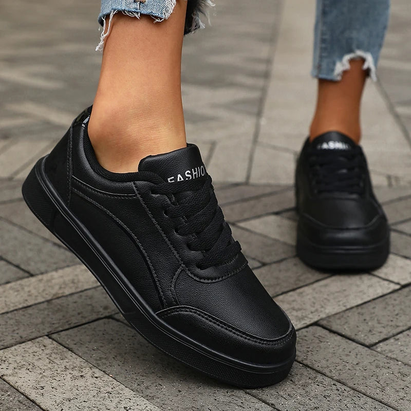 Sneakers Negros Fashion 2025 - Zapatillas Low Top Versátiles Cordones