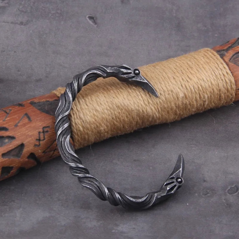 Pulsera Masculina de Metal Negro