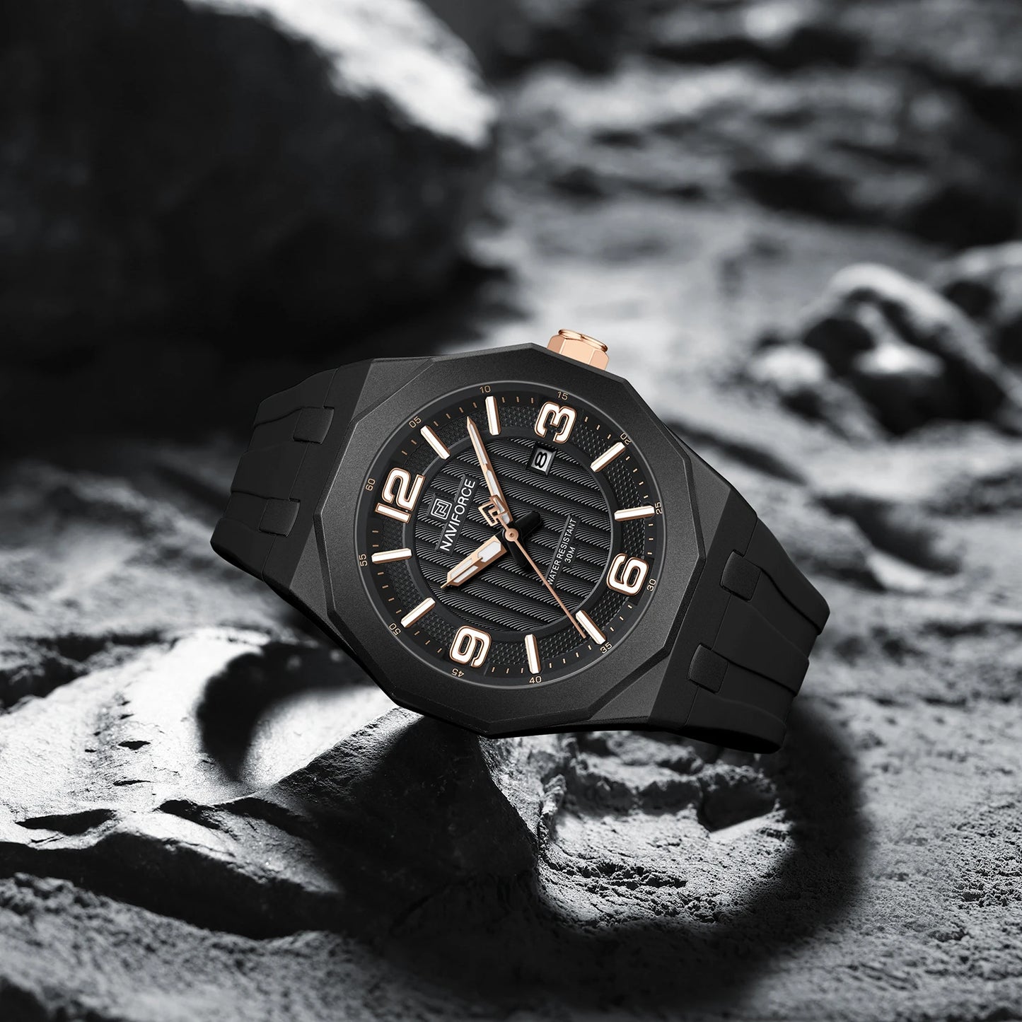 Reloj NAVIFORCE 8079 para Hombre - Cuarzo Fashion Resistente al Agua con Correa de Silicona